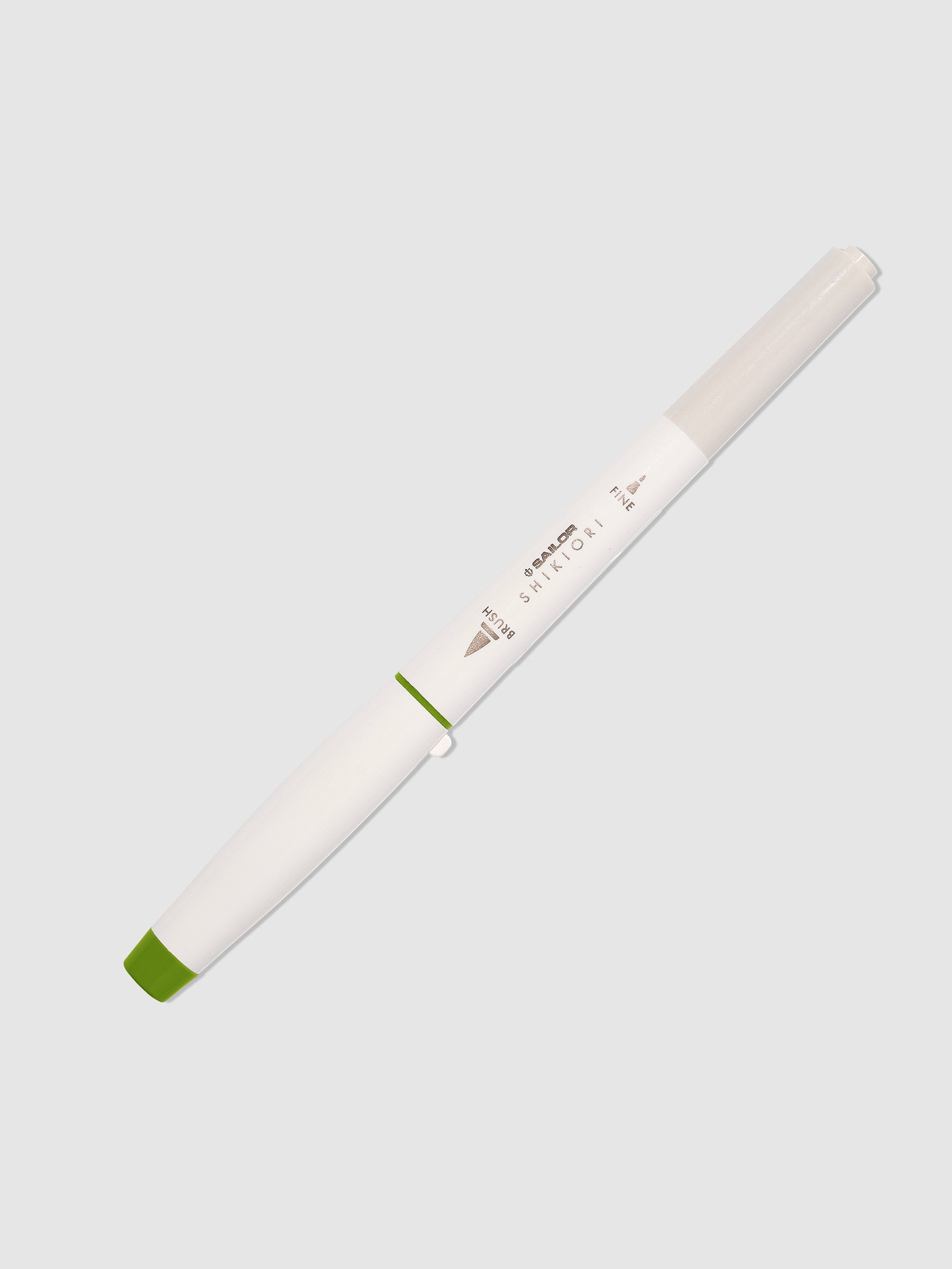 Brush pen displayed on a neutral background. Color pictured is Wakauguisu.