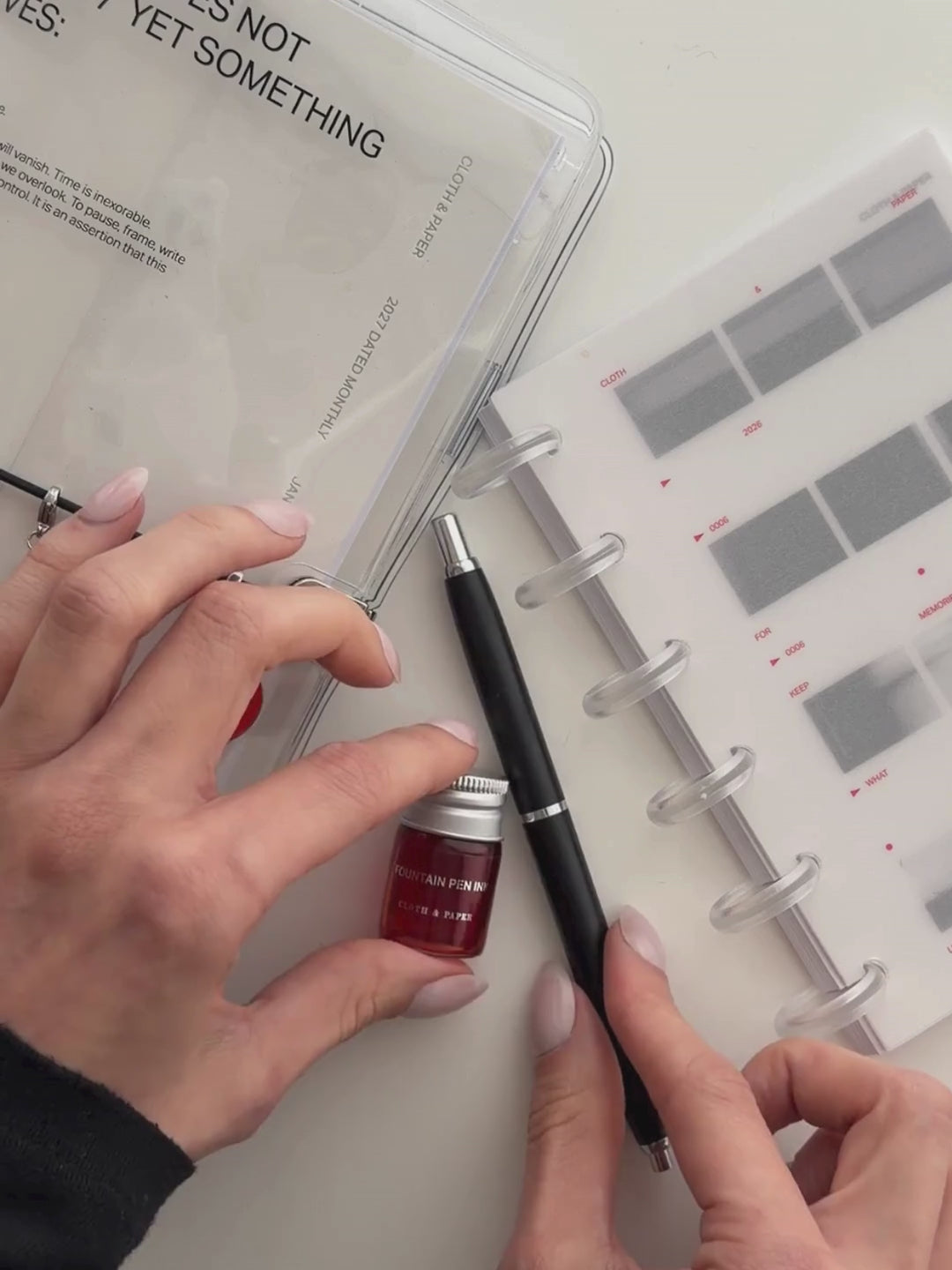 Lanbitou Fountain Pen shown in use with visual guide on how to fill ink into the pen